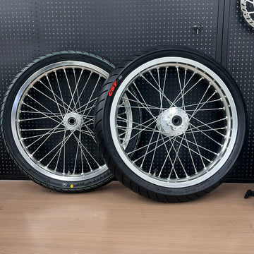 Light Bee Supermoto Wheel Set